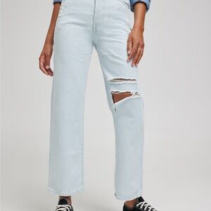 Levi’s Ripped Ribcage Straight Ankle, light wash